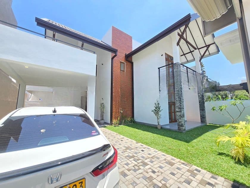 Perfect Brand New Modern Luxury House For Sale in Negombo