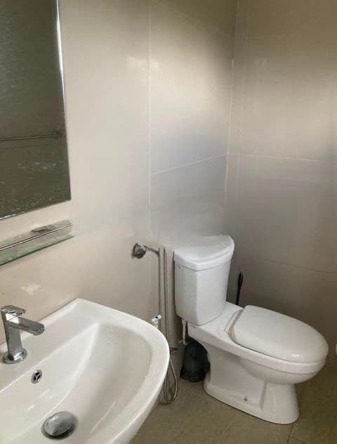 Apartment building For rent rajagiriya