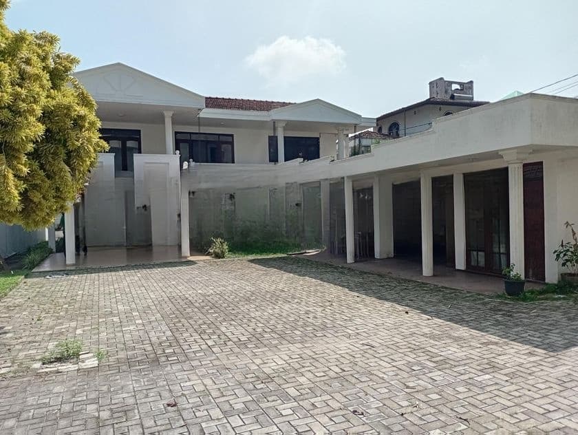 HCR069 - Super Luxury House for Sale in Boralesgamuwa