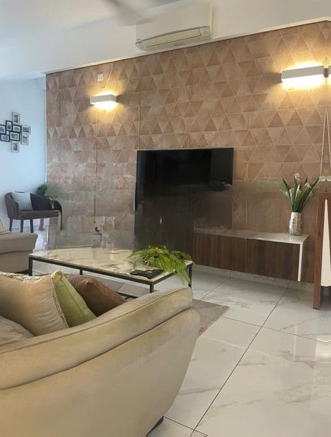 Furnished 03 Bed Apartment for Sale in Prime Splendor (C7-10220)
