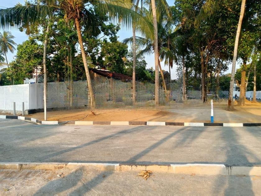 Best Land for Sale Near the Negombo Rd in Mahabage