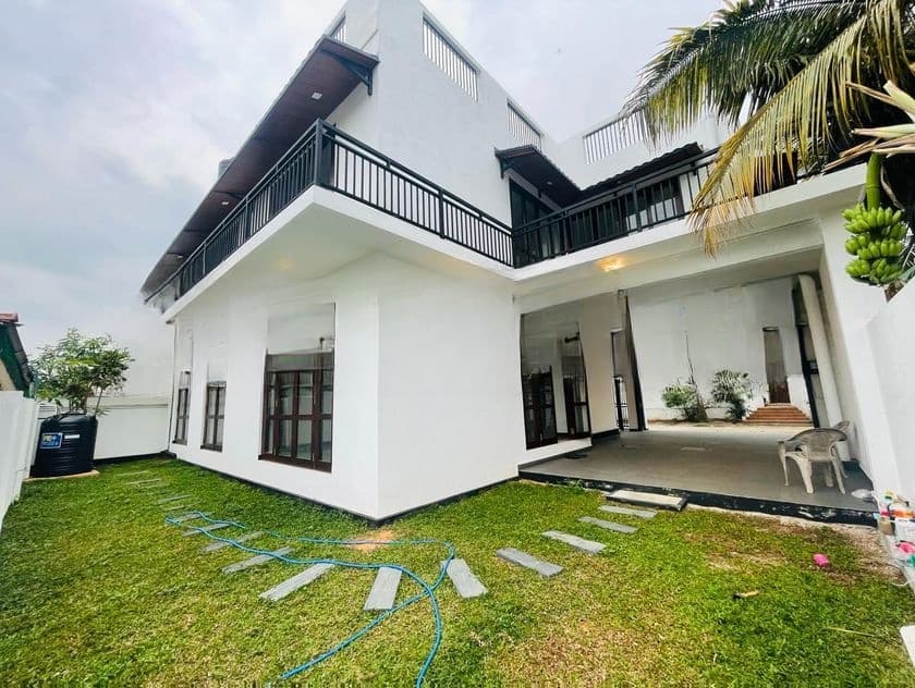 Brand New Luxury 5 Bedroom House for Sale-Mount lavinia