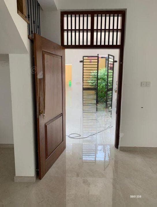 Elegant 4-Bedroom Two-Story Luxury Residence with Annex in Boralesgamuwa | SH15301