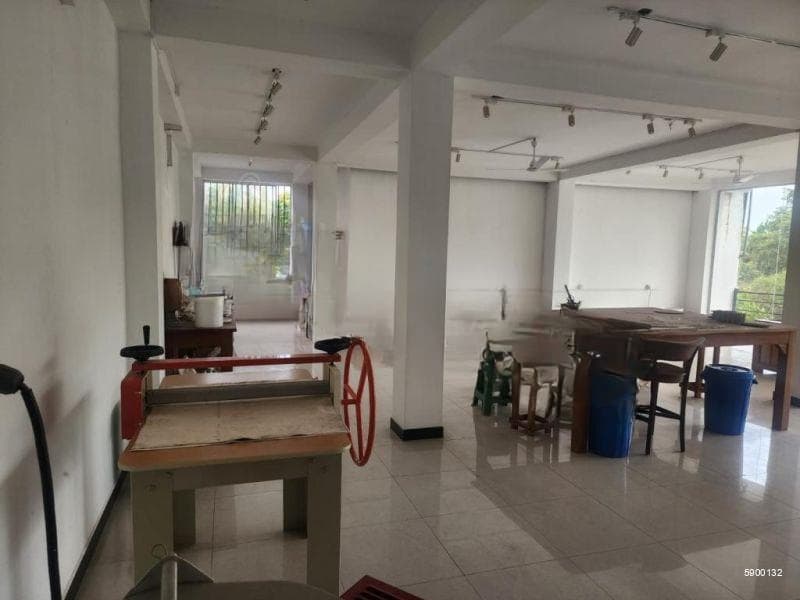 Commercial Building for Rent – Nawala Road (Main Road Facing)