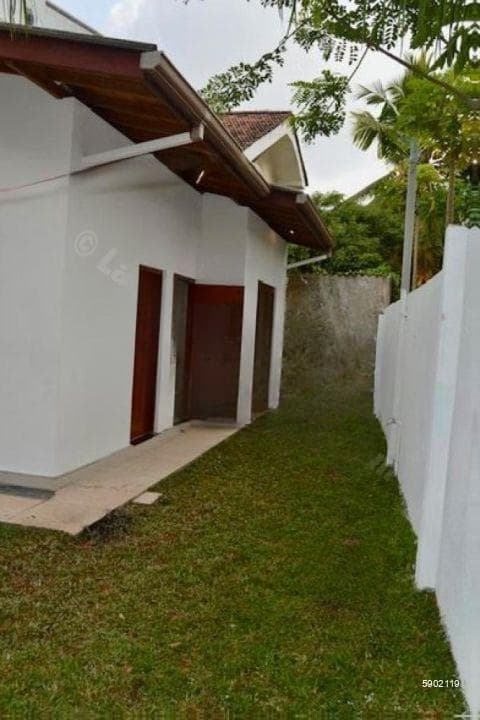 House For Rent In Dehiwala ( File No 5395b)