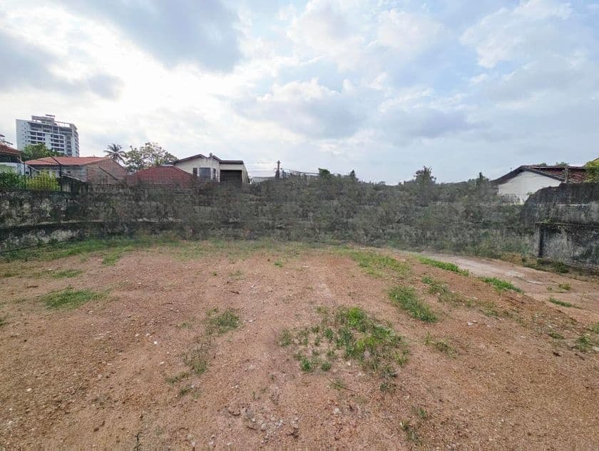 19.70 P High Residential Bare Land for Sale in Colombo 05