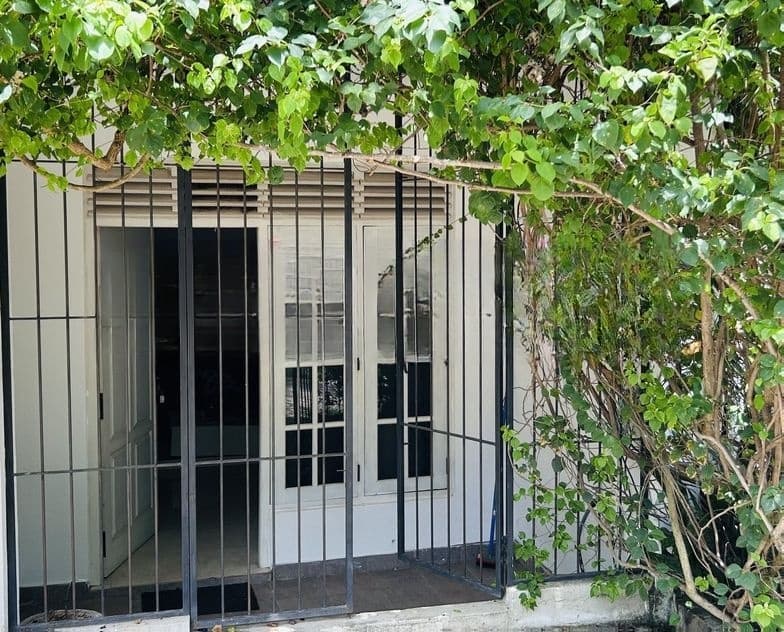Small Upstairs House for Sale Malabe