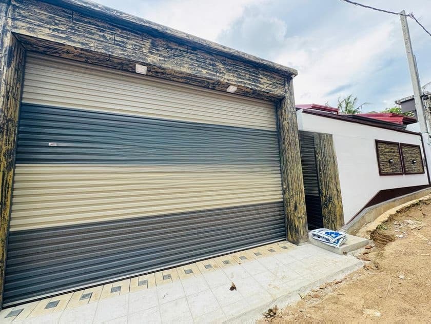 Brand New Luxury Single Story House for Sale in Piliyandala