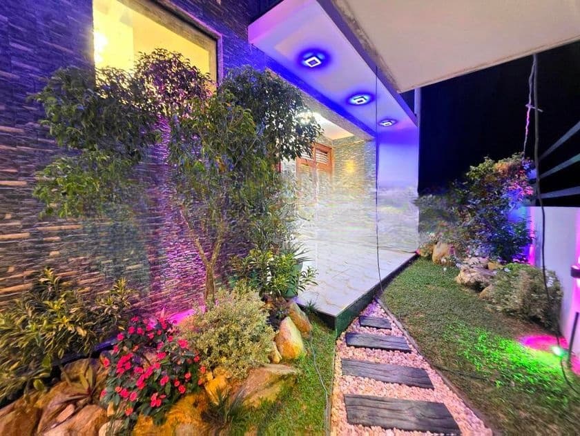 Brand New Mordern 3 Storied House in Kahatuduwa