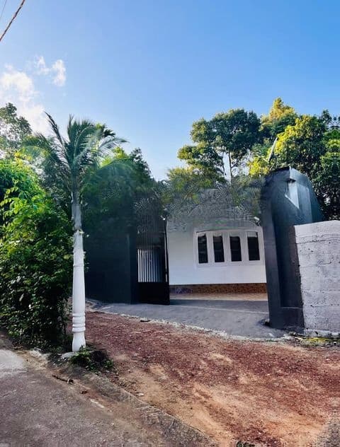 Single Story House for Sale Nugegoda