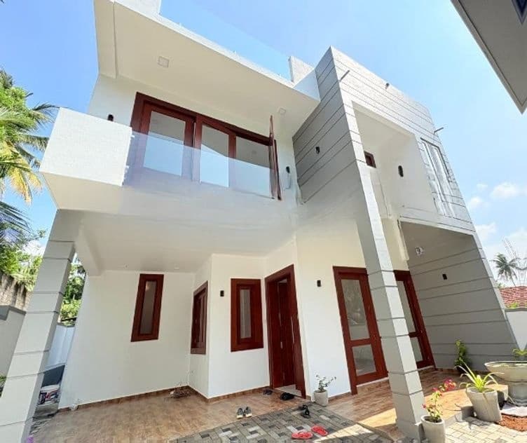 Super Luxury House for Sale Athurugiriya