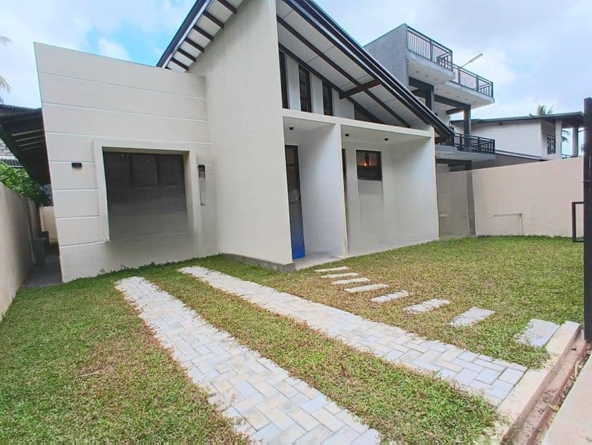 Brand New Modern House for Sale – Kahathuduwa, Piliyandala