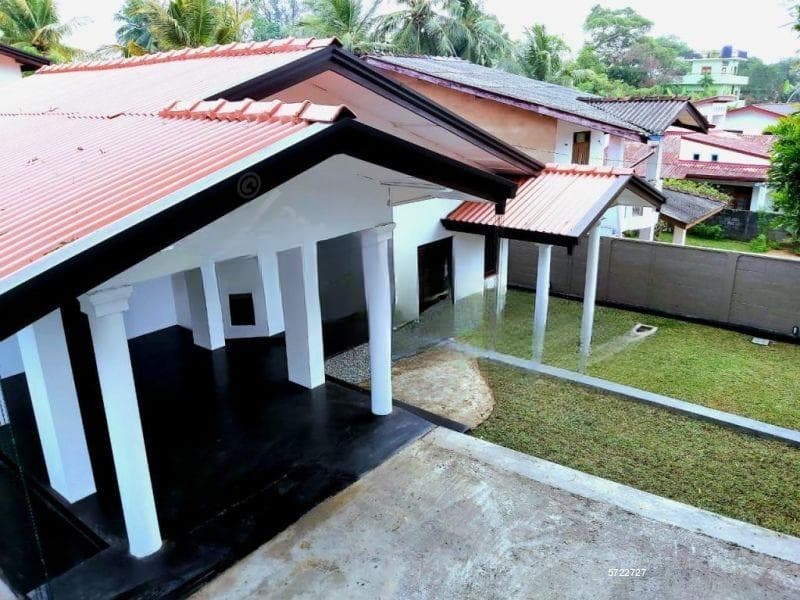 Athurugiriya | Single storey | 3Bedroom | 28.5M