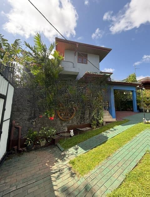 Land With A 2 Houses For Sale In Nawala - CL793