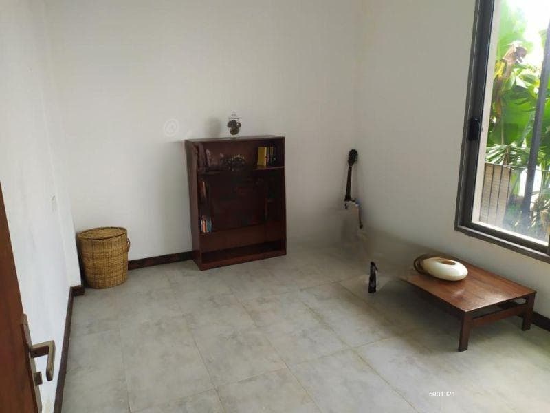 11.55 Perches Unfurnished House for Sale - HL34321
