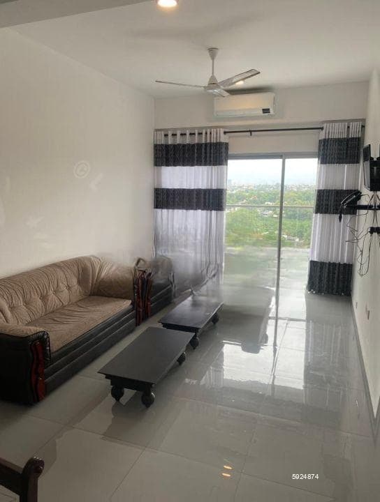 Short term Iconic Galaxy Residencies Apartment for rent in Rajagiriya