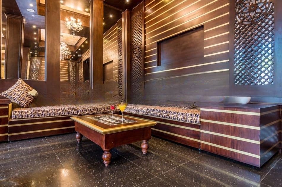 SUPER LUXURY FULLY FURNISHED APARTMENT FOR RENT MOUN LAVANIA UW2585