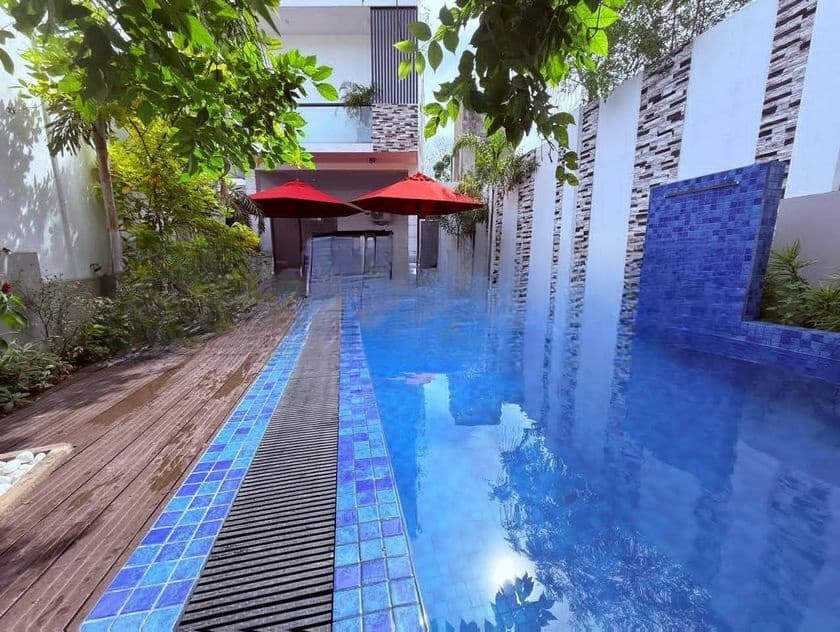 Supar Luxury Brand New Three Storey House for Sale in Battaramulla