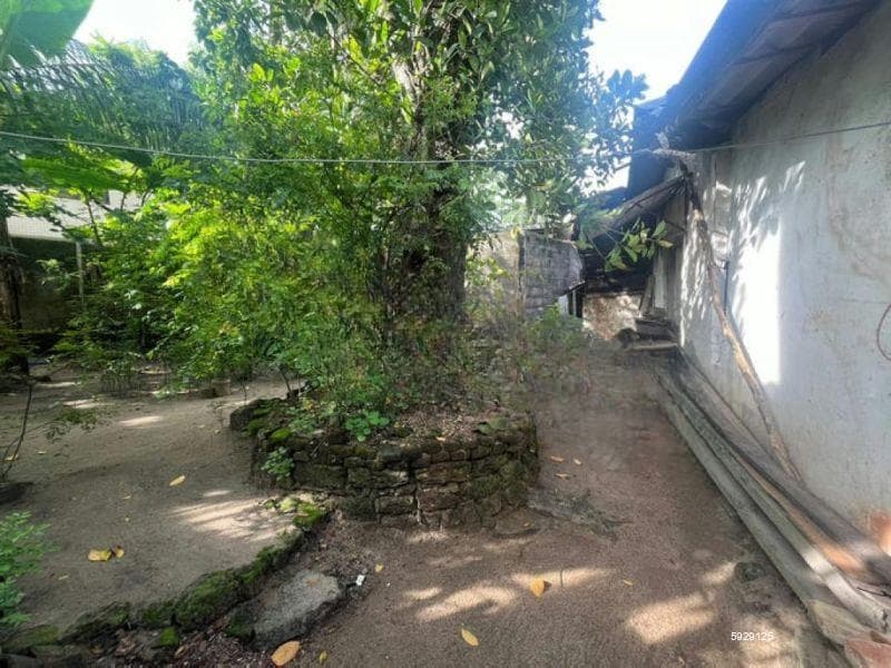 Land for Sale - 22.5 Perches in Colombo 05 (A1104)