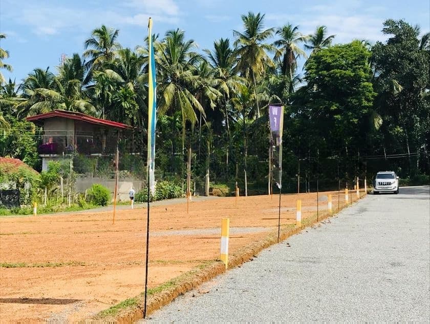 හෝමගම හොඳ ඉඩමක්