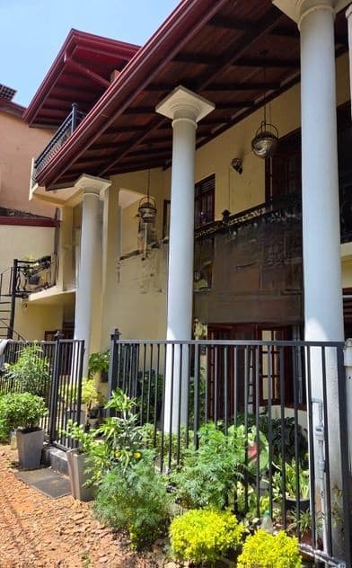 2 STOREY HOUSE FOR RENT IN DEHIWALA