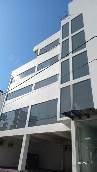 Commercial building/Main road facing/04floors/for rent in Nawala.