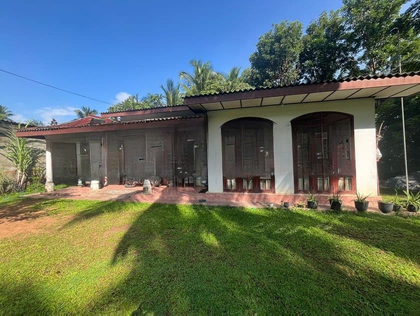 House For Sale At Near Kandy Road Parakandeniya (HO-GAMKW-43)