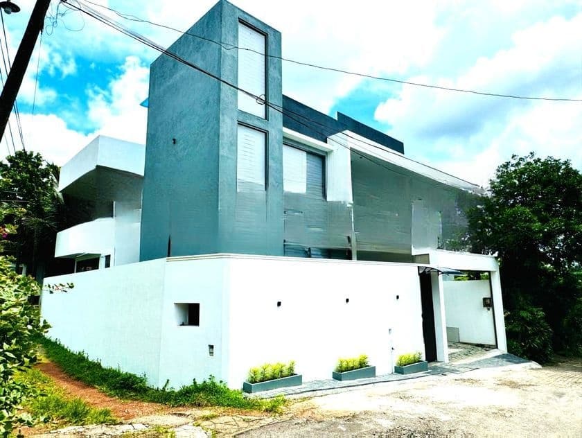 Brand New Luxury House for Sale in Pannipitiya – 4 Bed