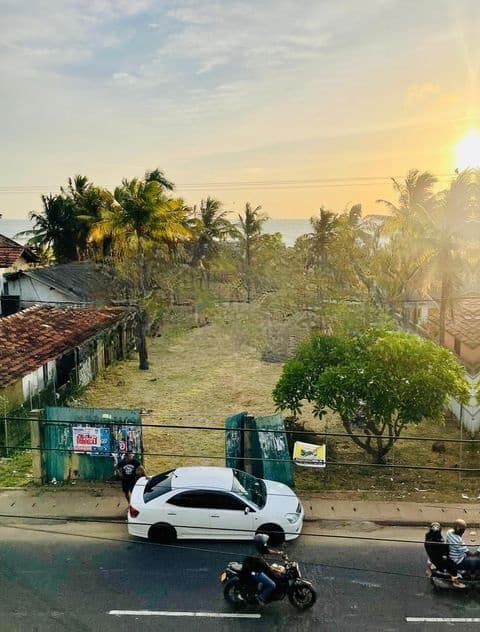 Prime Land for sale in Beach Road, Negombo (C7-10332)