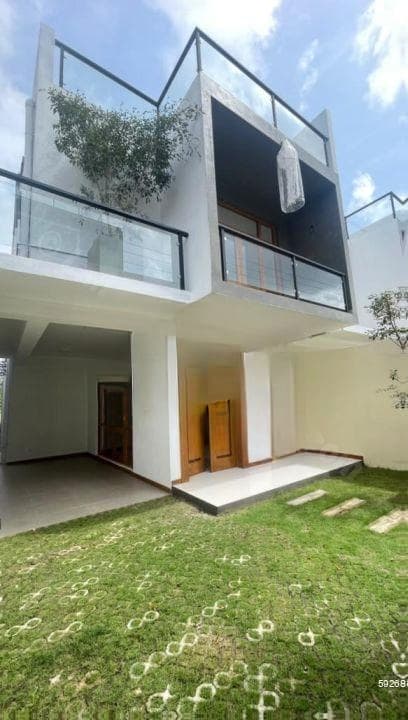 4 Bedroom Luxury Brand New House for Rent - Pelawatte, Battaramulla, Liyanage Mawatha | LKR 400,000 Per Month (EM920)