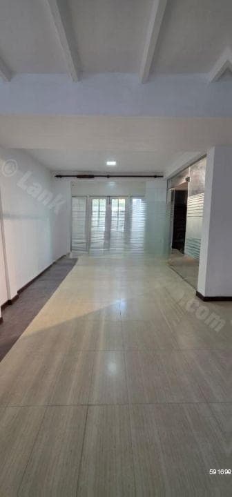 6 Bedroom Commercial and Residential Property for Rent - Colombo 7, Bauddhaloka Mawatha | LKR 600,000 Per Month (EM792)