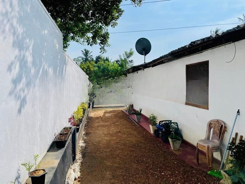 මාලඹේ නගර මධ්යයෙන් පර්චස් 17.4 වටිනා නේවාසික ඉඩම / KK 13131