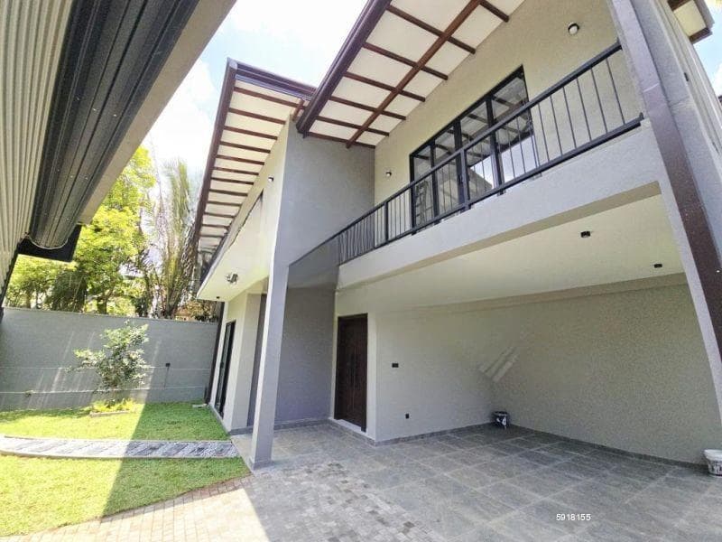 Modern Designed Luxury Three Story House For Sale In Homagama