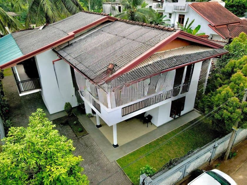 කඩුවෙලින් පර්චස් 19ක සුපිරි දෙමහල් නිවසක් විකිණීමට / RU 14502