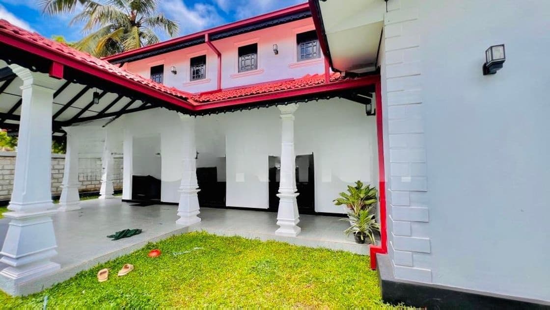 Very Nice Spaciously Built Single Story House For Sale In Negombo Area