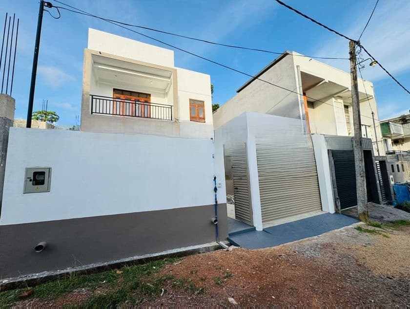 Architectural Designed Brand New House for Sale in Piliyandala