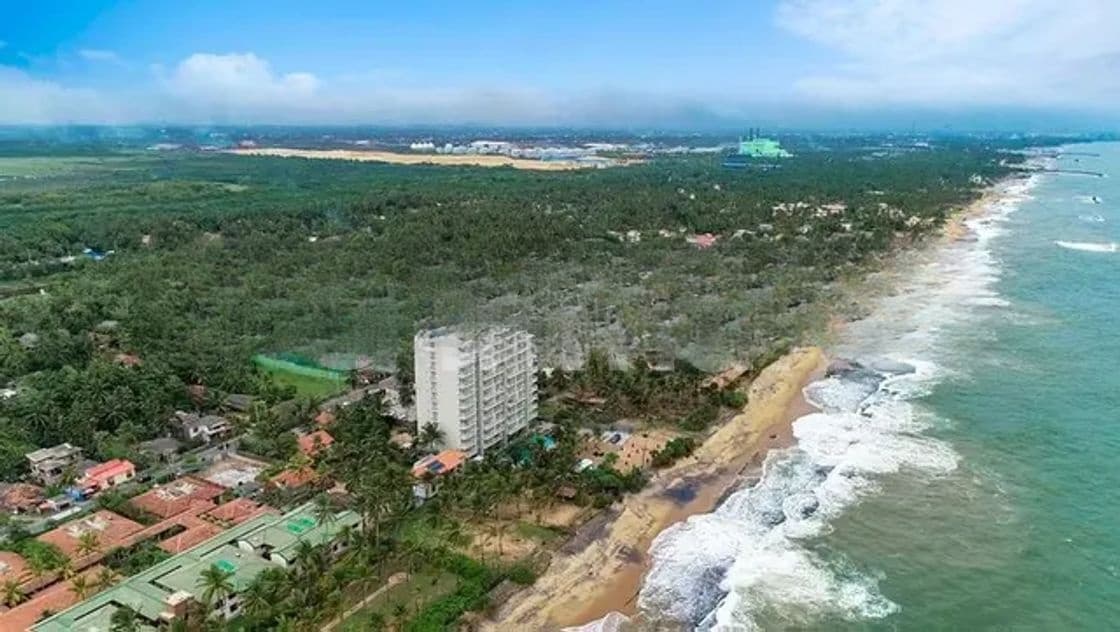 Luxury 2 BR Apartment in Prime Beach Front Residencies, Uswetakeiyawa