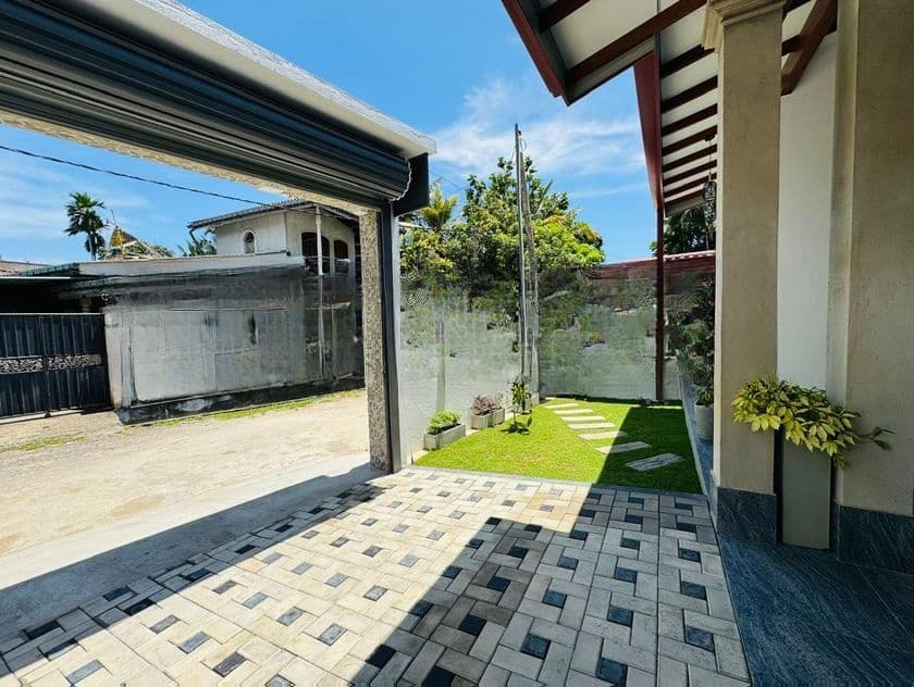 Spacious House Sale in piliyandalan