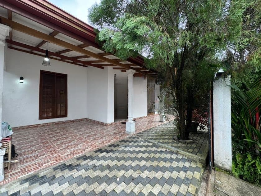 New House for Sale in Piliyandala