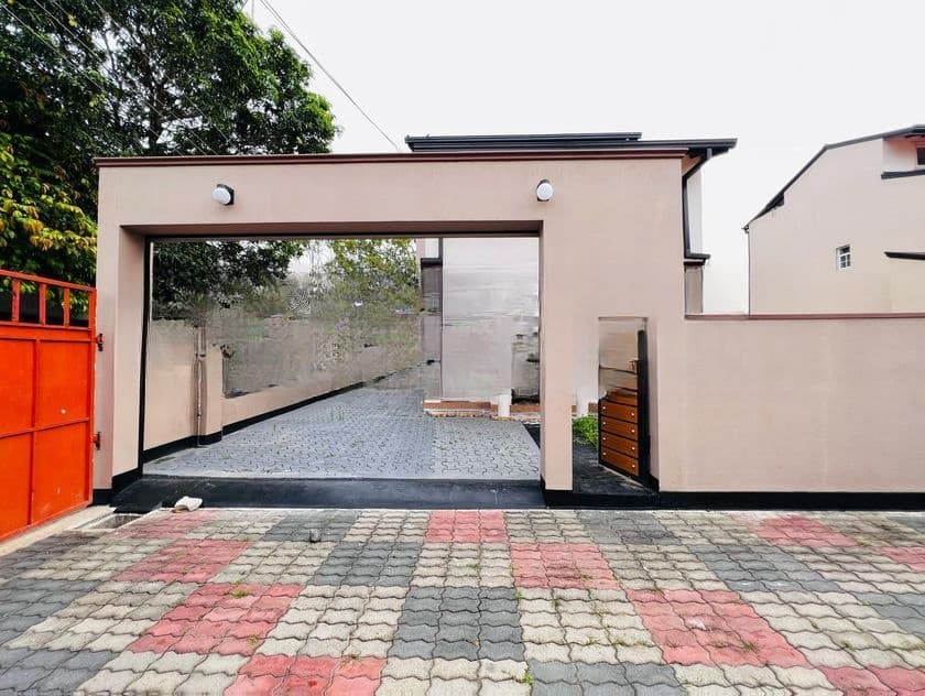 Luxury House Sale Talawatugoda