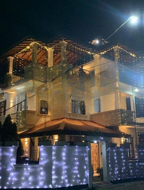 Modern 3 Stoey House for Sale in Yakkala with Furniture