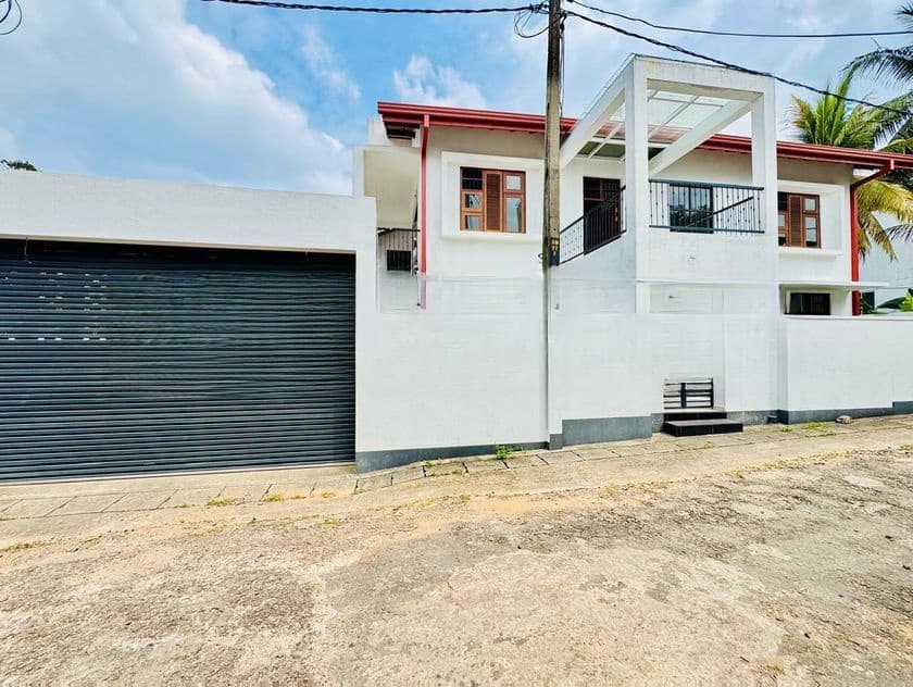 Luxury 4BR House for Sale in Summer Field Residences Boralesgamuwa