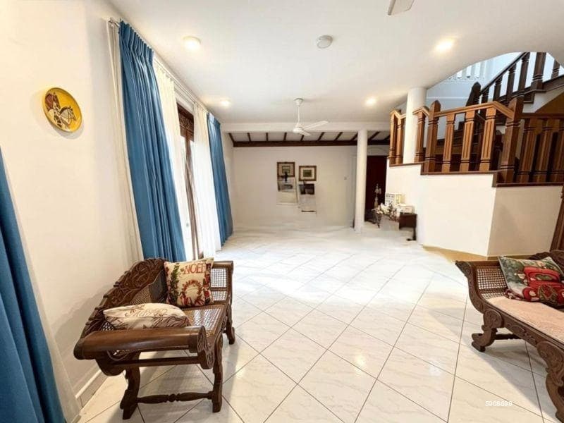 Sri Jayawardenapura Kotte - Beddagana Road 04 Bed Room House for Rent
