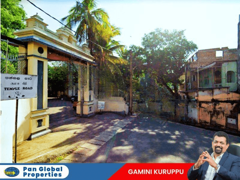 Land for Sale in Thalawathugoda