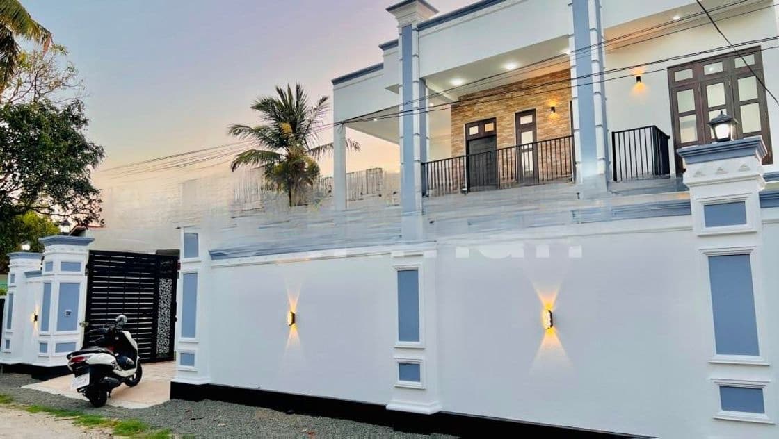 15 Perches Box Modern Completed 5 Bed Rooms House For Sale In Negombo