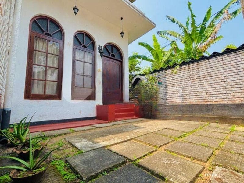 2-story House For Sale In Nugegoda (file No 29e) Ekwatta Road