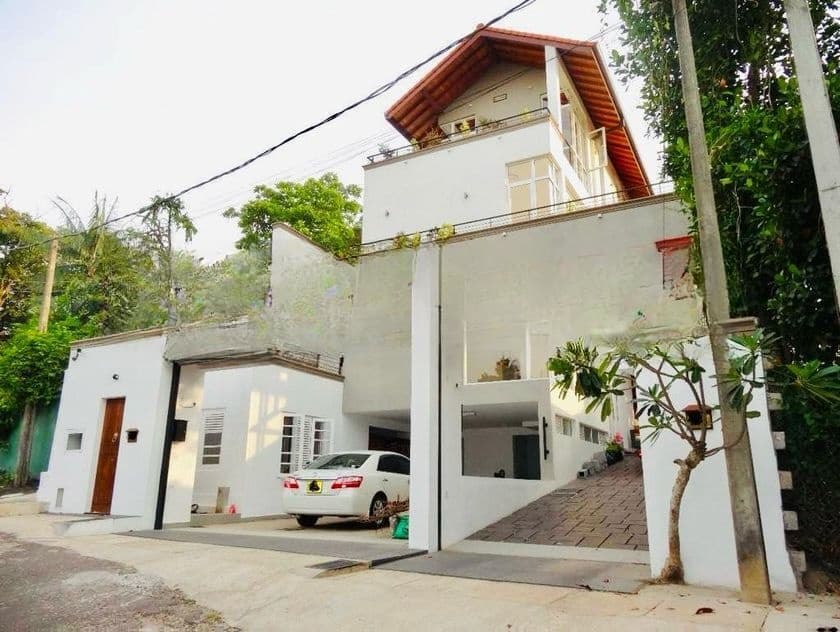Architectural Designed 4-Story Super Luxury House for Sale in Pelawatta