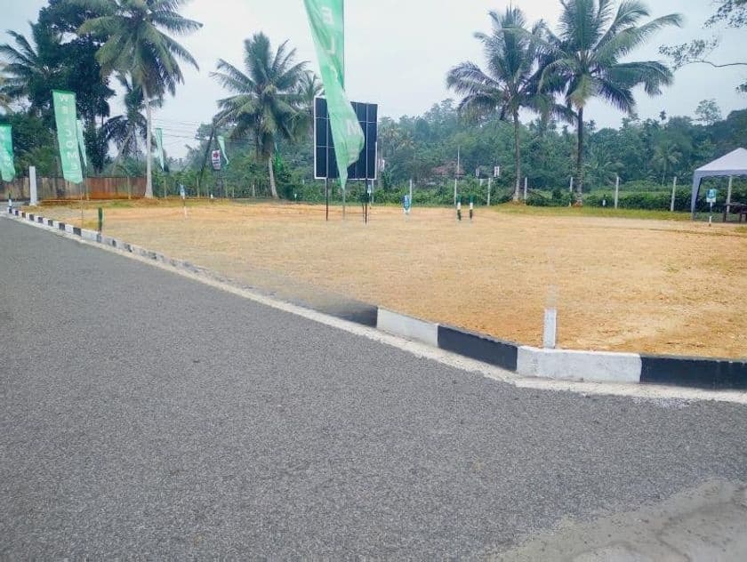 Luxury Land Plots for Sale in Minuwangoda