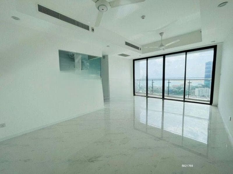 Capitol TwinPeaks - 03 Bedroom Unfurnished Apartment for Sale in Colombo 02 (A4574)