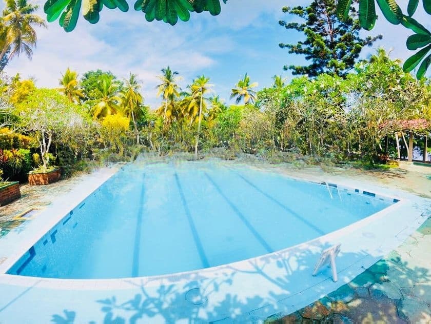 (AF890) Water Facing Hotel for Sale at Moratuwa